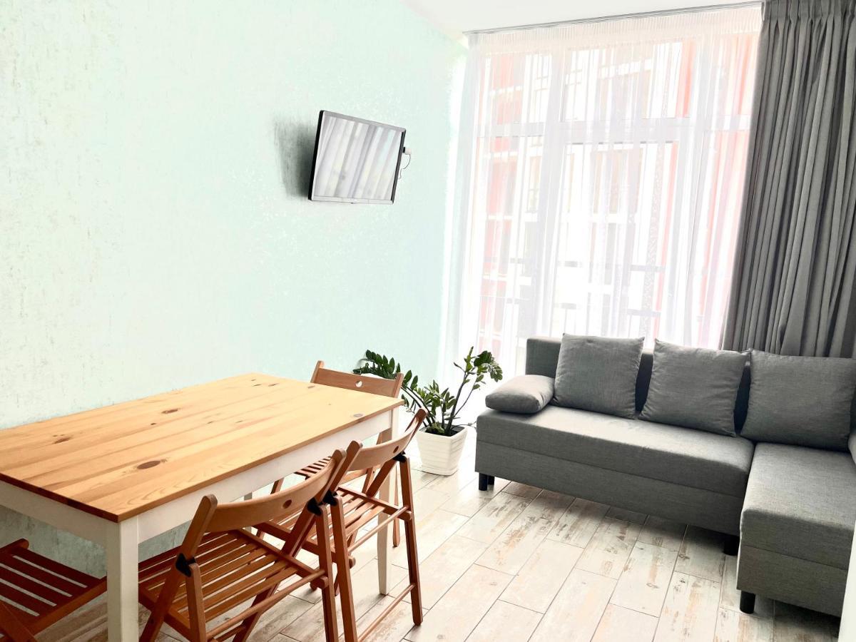 Osapart Cozy Apartment In A Complex Semycvit Lviv Exterior photo